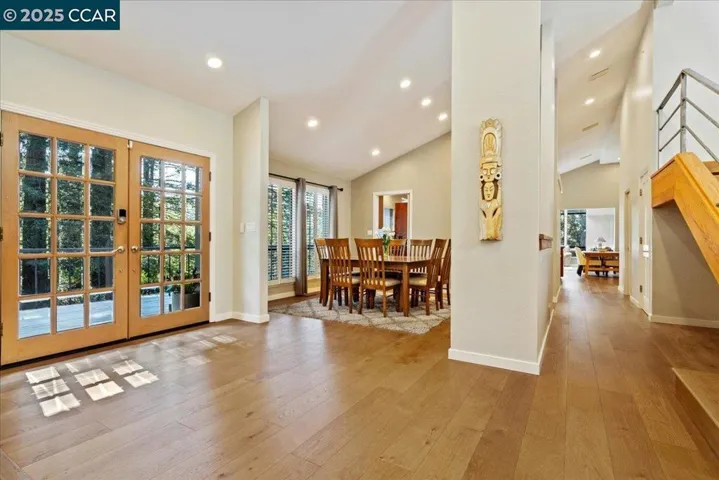 12 Lost Valley Dr, Orinda, California 94563