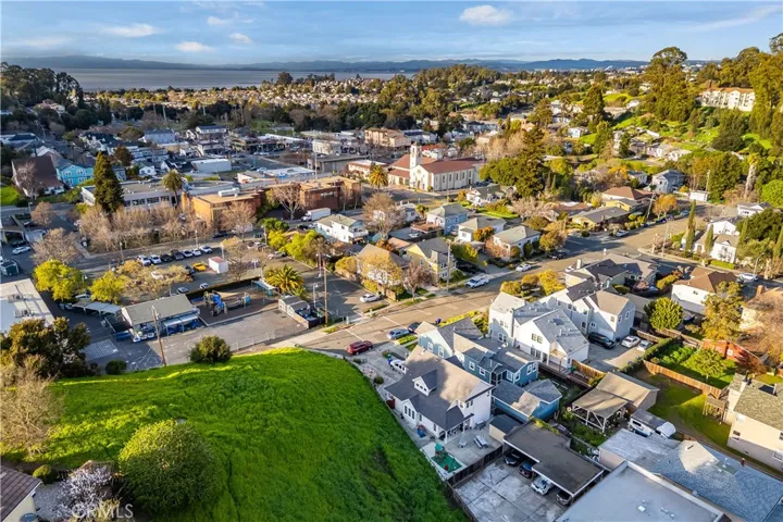 2210 Prune Street, Pinole, California 94564