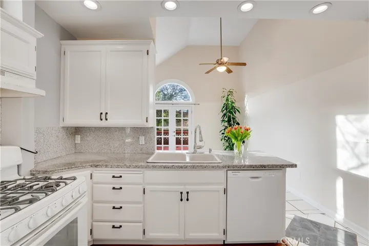 2210 Prune Street, Pinole, California 94564