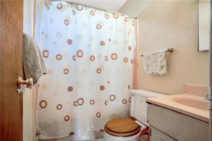 24250 Friar Street, Woodland Hills, California 91367
