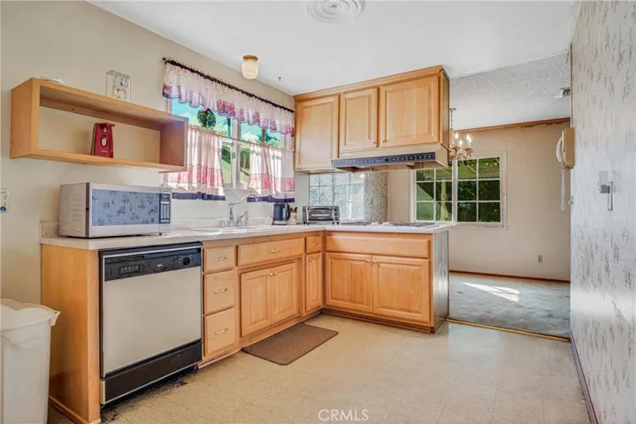 24250 Friar Street, Woodland Hills, California 91367