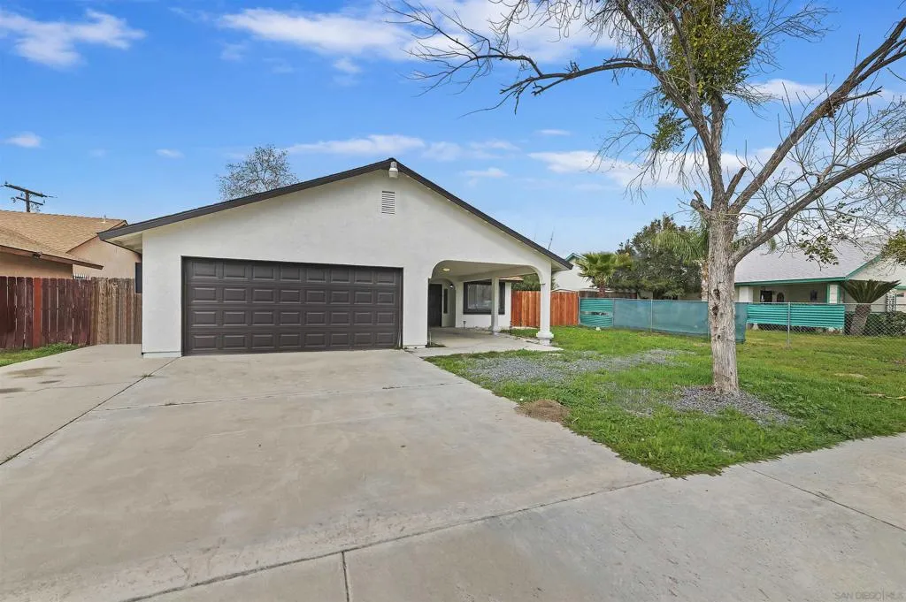 639 E 5th St, San Jacinto, California 92583 home-pic-27