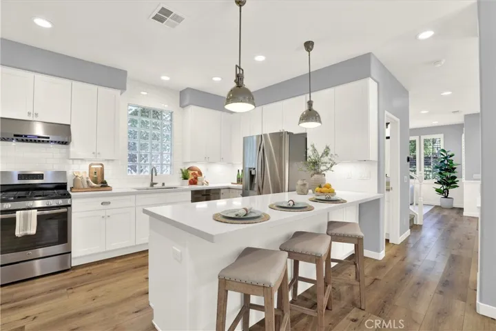 31 Mercantile Way, Ladera Ranch, California 92694
