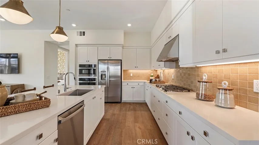 Photos shown are of model only- not actual homesite.