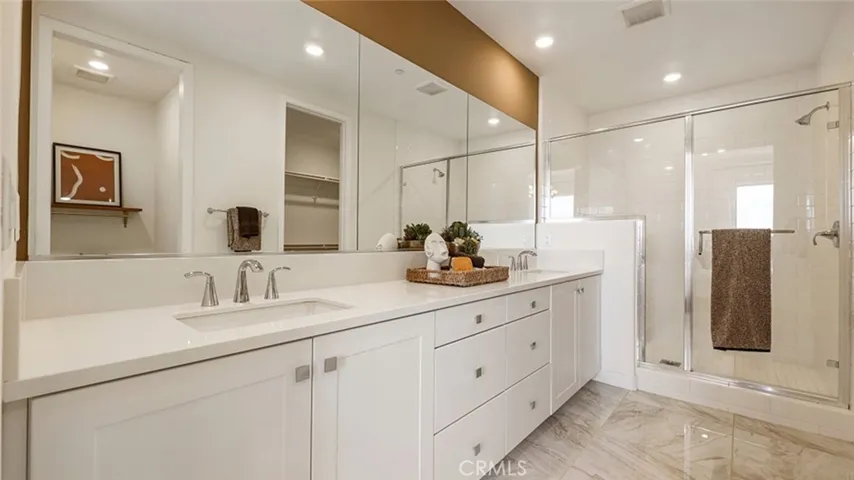 Photos shown are of model only- not actual homesite.