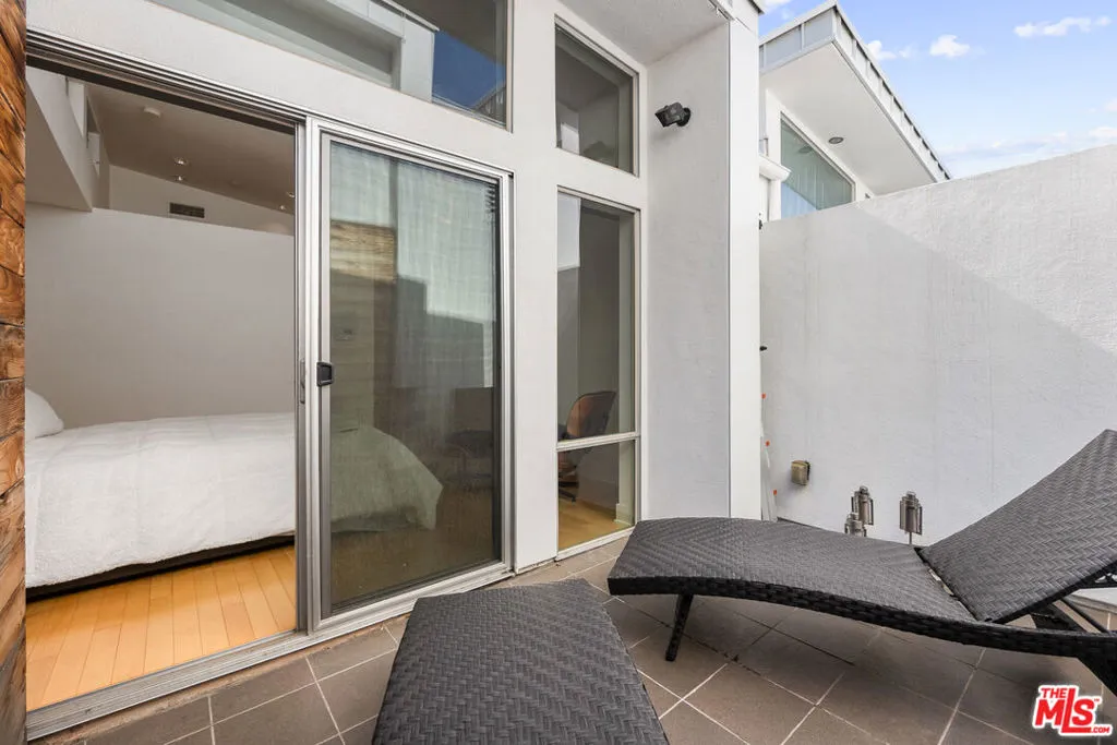 852 10th Street 3, Santa Monica, California 90403 home-pic-22