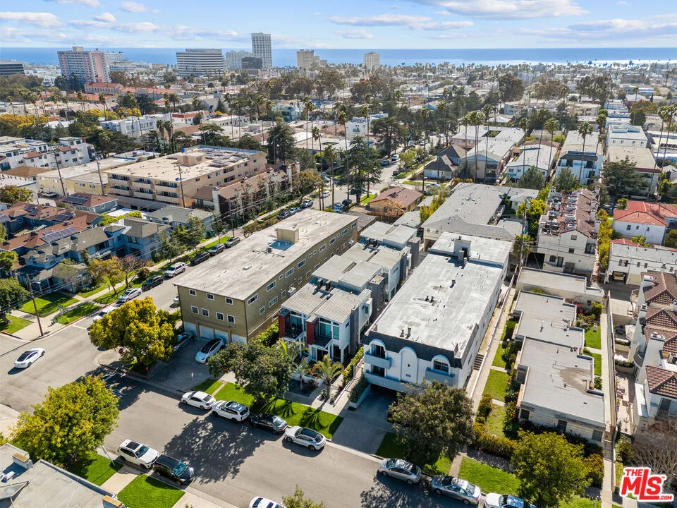 852 10th Street 3, Santa Monica, California 90403 home-pic-36