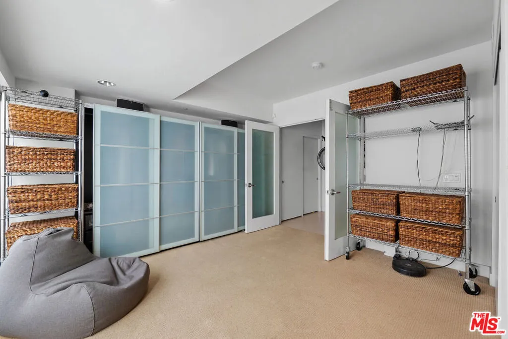 852 10th Street 3, Santa Monica, California 90403 home-pic-31