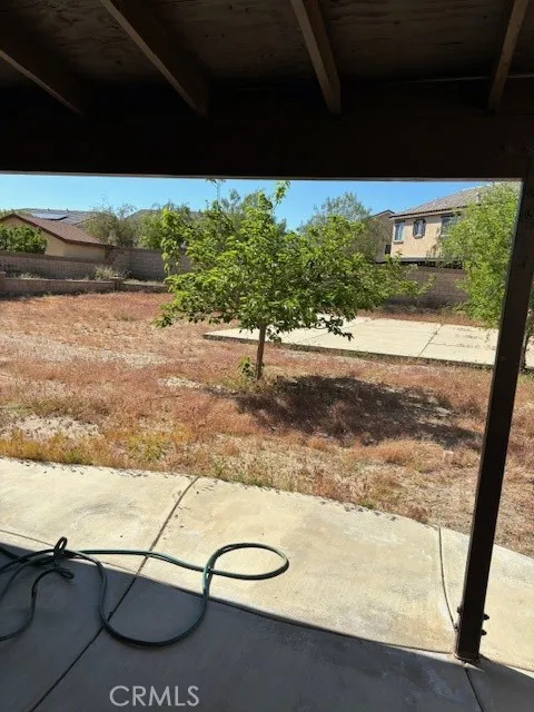 1610 E Avenue J2, Lancaster, California 93535 home-pic-14