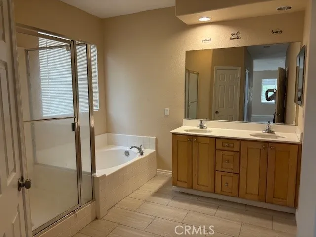 1610 E Avenue J2, Lancaster, California 93535 home-pic-7