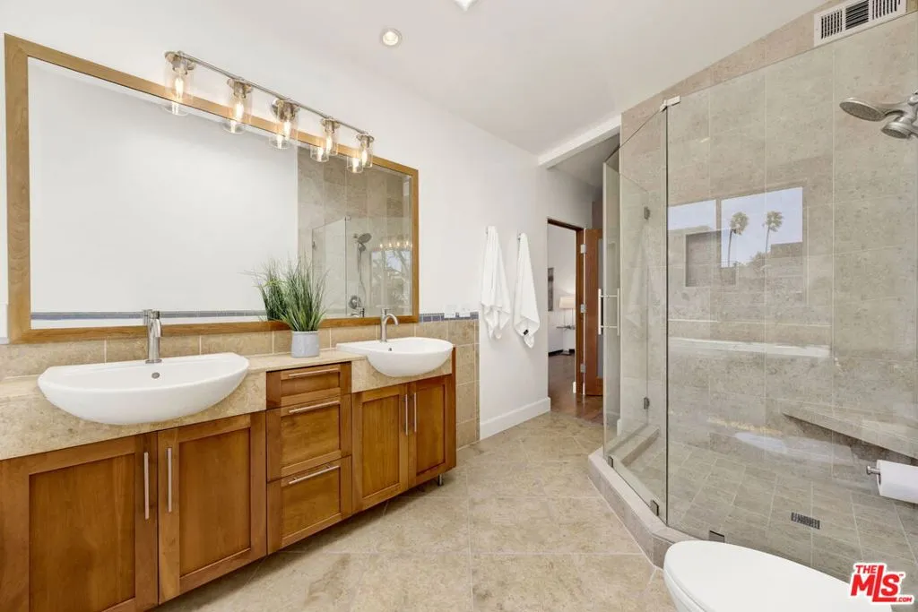 2336 Boone Avenue, Venice, California 90291 home-pic-32