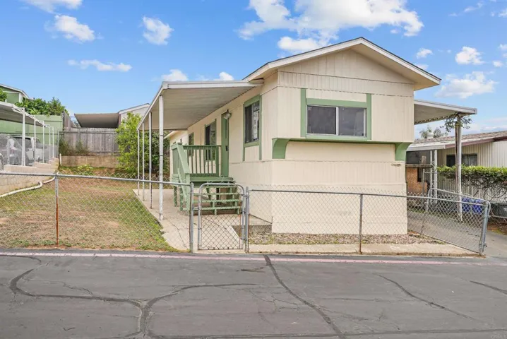 1455 Alturas Road 41, Fallbrook, California 92028