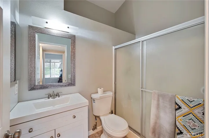 190 Oaktree Drive, Perris, California 92571