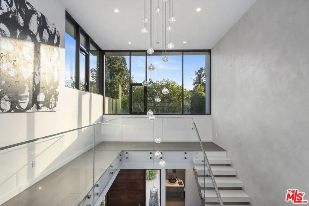 3254 Hutton Drive, Beverly Hills, California 90210 home-pic-43