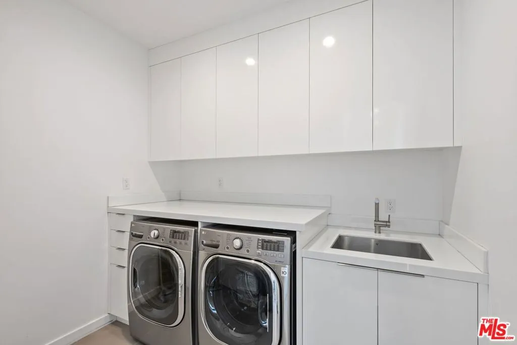 3254 Hutton Drive, Beverly Hills, California 90210 home-pic-61