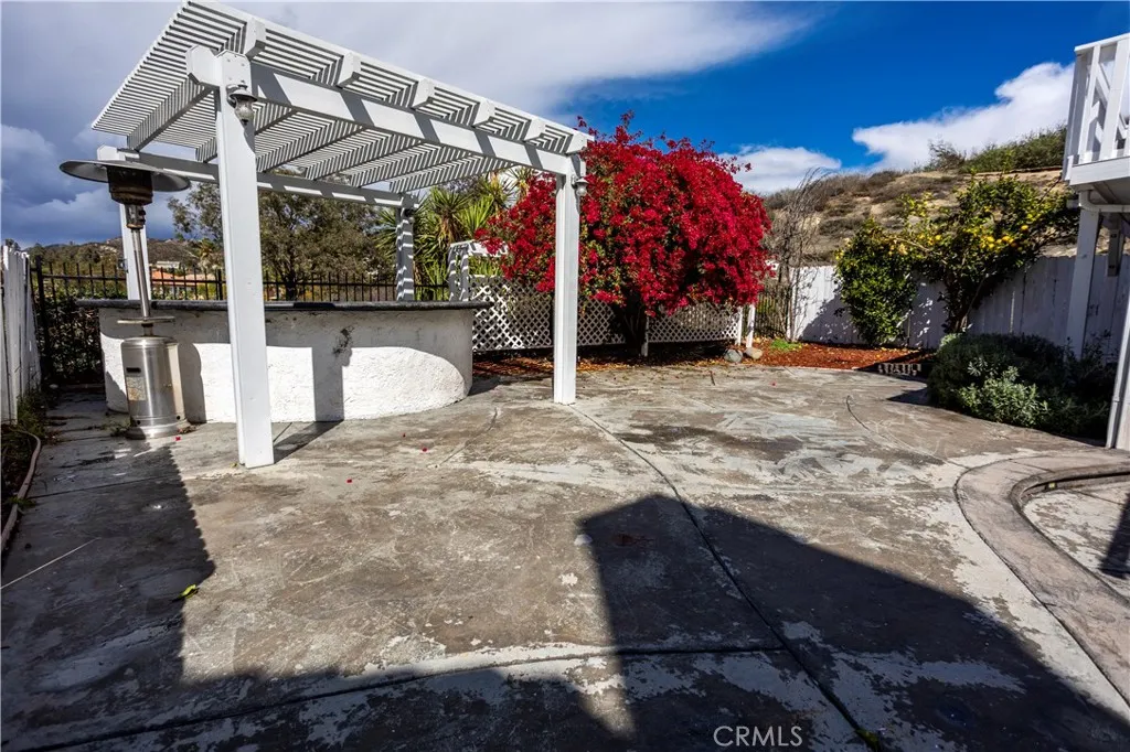 23753 Five Tribes Trail, Murrieta, California 92562 home-pic-20