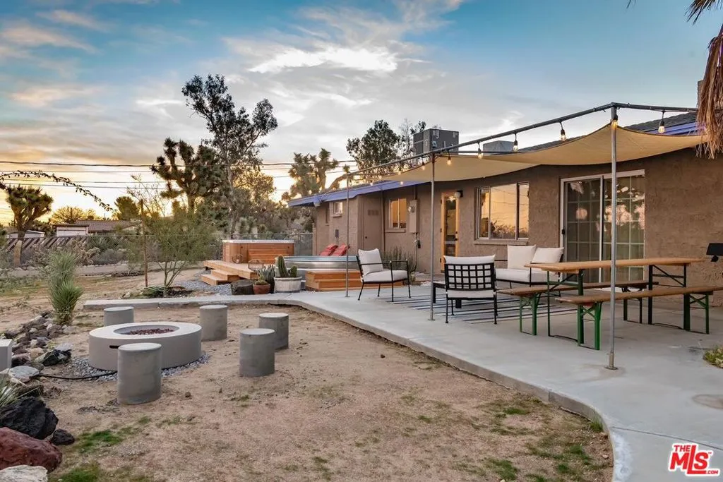 56606 Navajo Trail, Yucca Valley, California 92284 home-pic-21