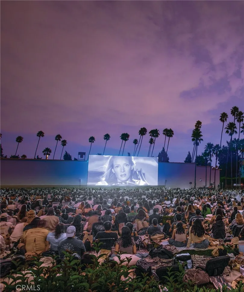 1015 N Gower Street, Los Angeles, California 90038 home-pic-7