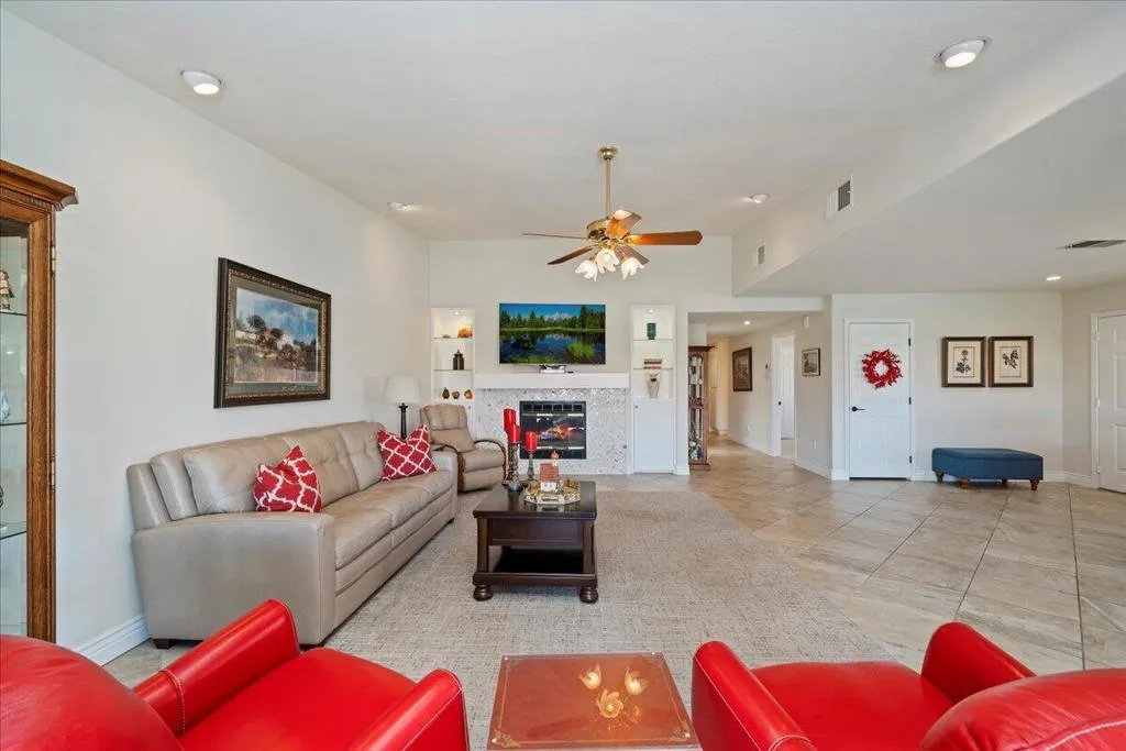 57 Conejo Circle, Palm Desert, California 92260 home-pic-13