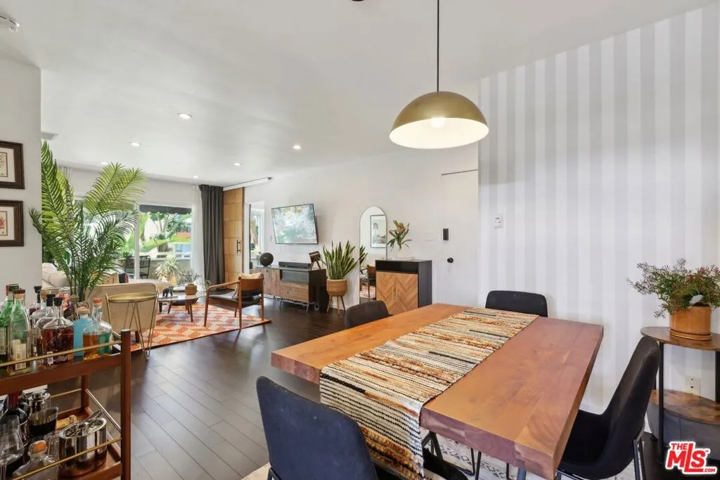 1330 N Crescent Heights Boulevard 10, West Hollywood, California 90046 home-pic-7