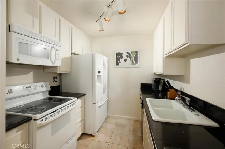 4239 Via Arbolada 108, Los Angeles, California 90042