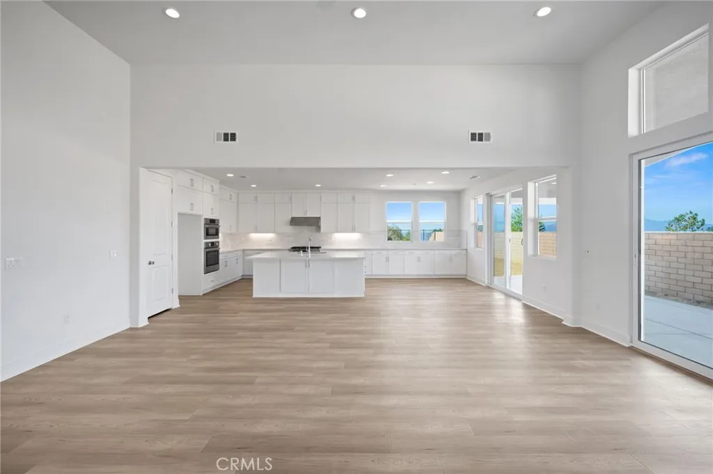 34524 Kadota Street, Yucaipa, California 92399 home-pic-26