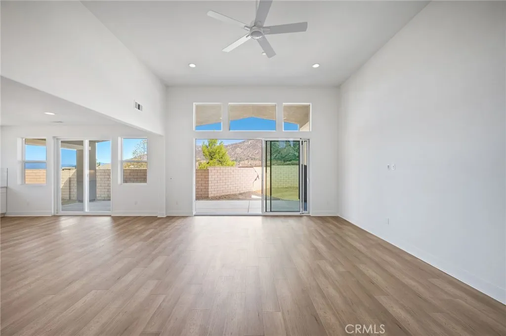 34524 Kadota Street, Yucaipa, California 92399 home-pic-27