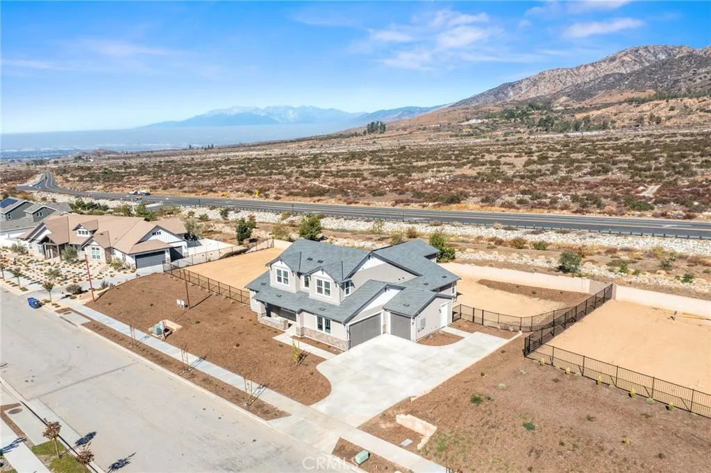 34524 Kadota Street, Yucaipa, California 92399 home-pic-4