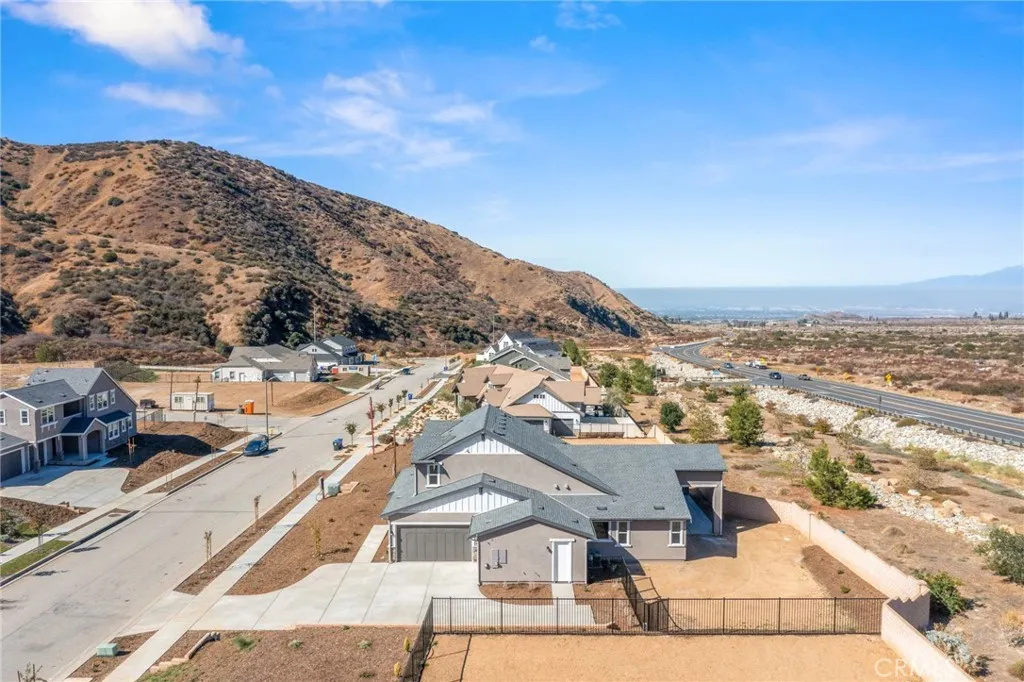 34524 Kadota Street, Yucaipa, California 92399 home-pic-5