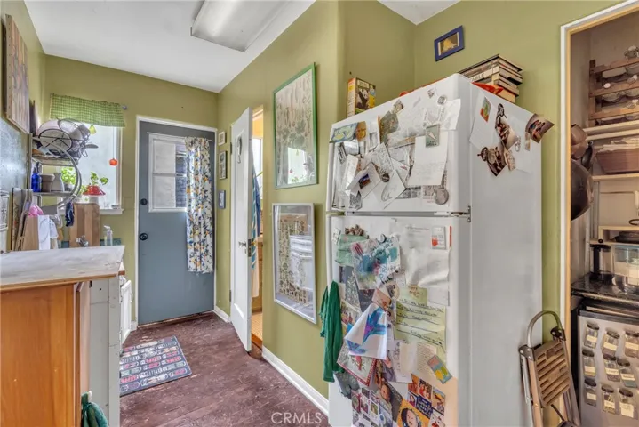 Side Entryway