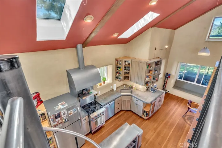 Studio Loft Kitchen