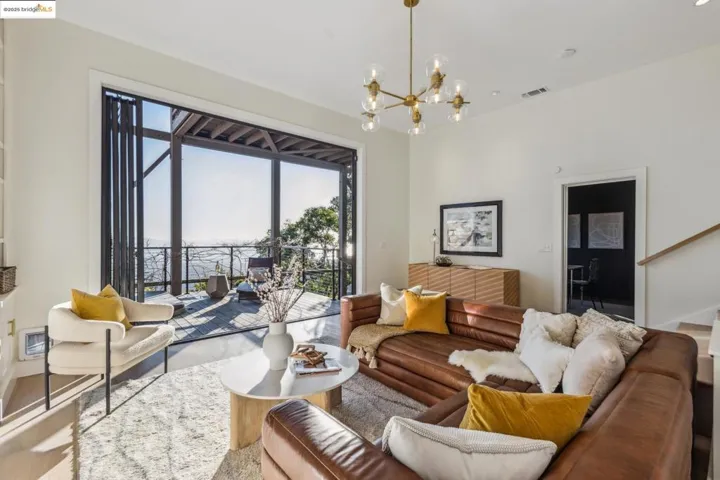 1484 Grizzly Peak Blvd., Berkeley, California 94708