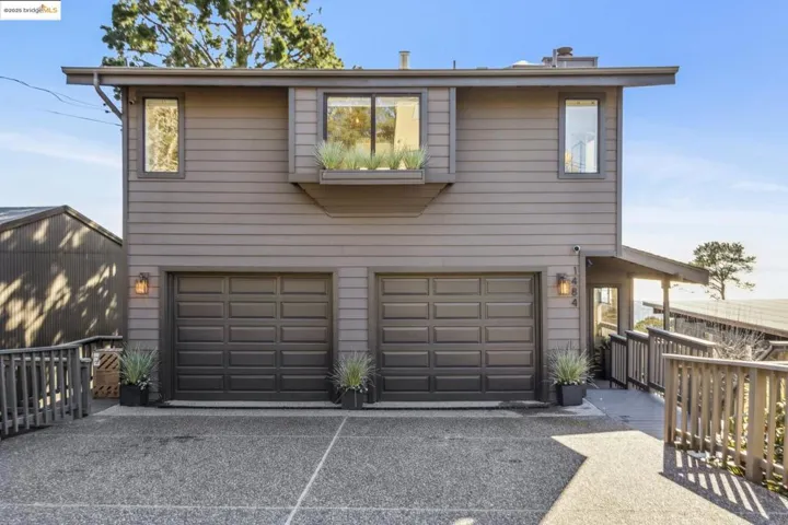 1484 Grizzly Peak Blvd., Berkeley, California 94708