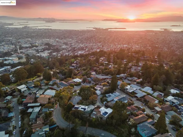 1484 Grizzly Peak Blvd., Berkeley, California 94708