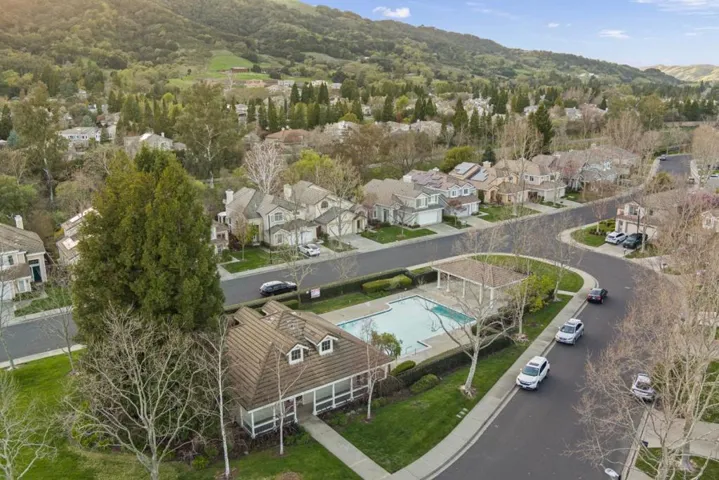 2354 Meadowlark Drive, Pleasanton, California 94566