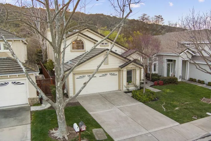 2354 Meadowlark Drive, Pleasanton, California 94566