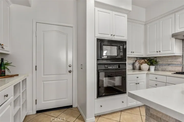 235 Kitty Hawk Lane, Tustin, California 92782