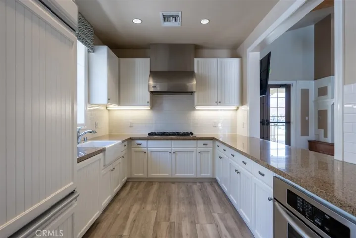 235 Kitty Hawk Lane, Tustin, California 92782