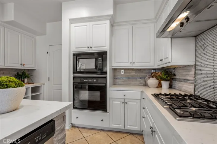 235 Kitty Hawk Lane, Tustin, California 92782