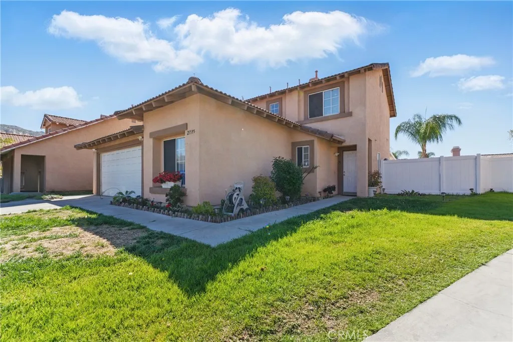25595 Sierra Cadiz Court, Moreno Valley, California 92551 home-pic-2