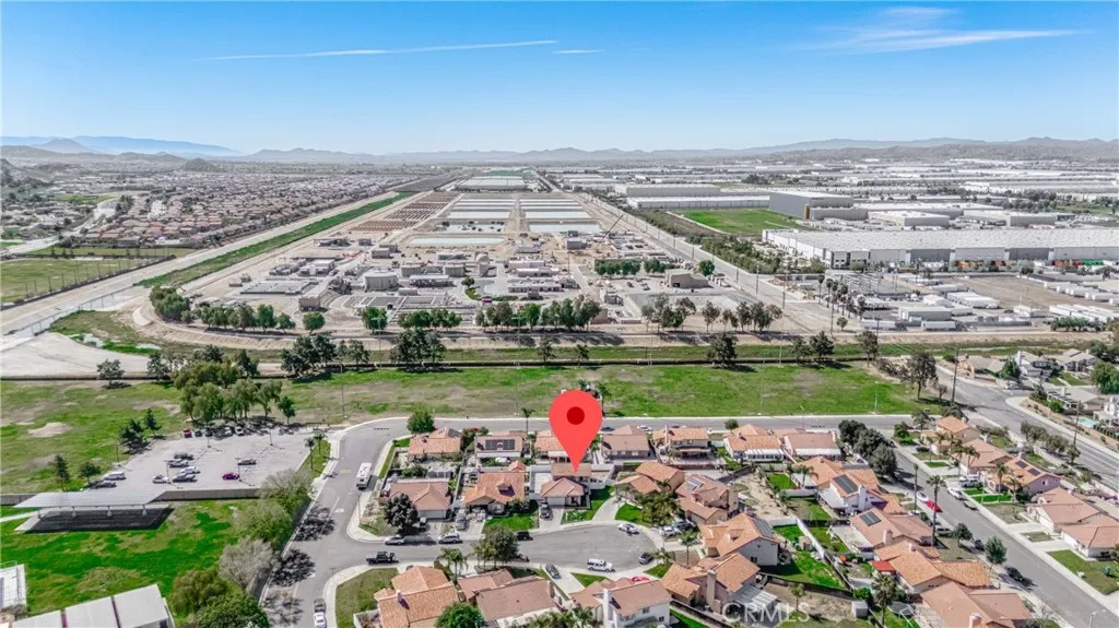 25595 Sierra Cadiz Court, Moreno Valley, California 92551 home-pic-35