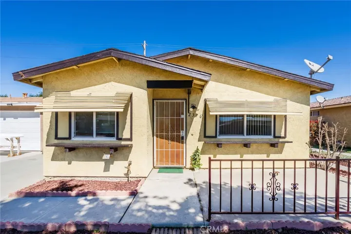 2376 San Padre Ave.
Hemet, Ca 92545