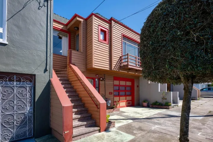 327 Madison Street, San Francisco, California 94134