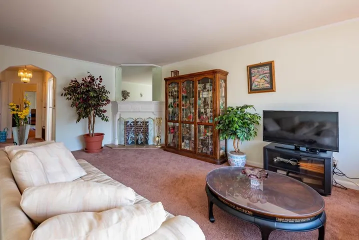 327 Madison Street, San Francisco, California 94134