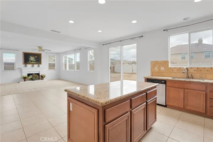 13083 Holmwood Court, Victorville, California 92392
