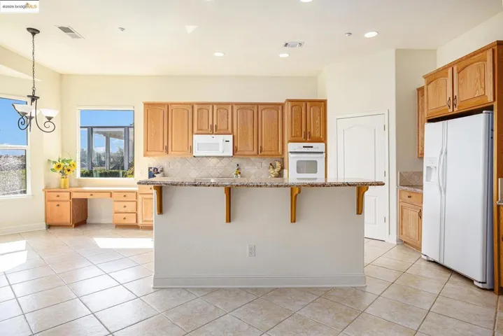 924 Centennial Dr, Brentwood, California 94513-6966