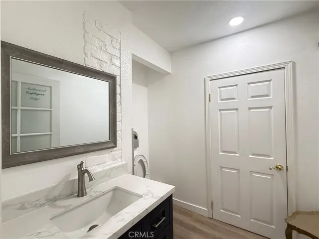 660 W 7th Street, San Pedro, California 90731 — photo 5