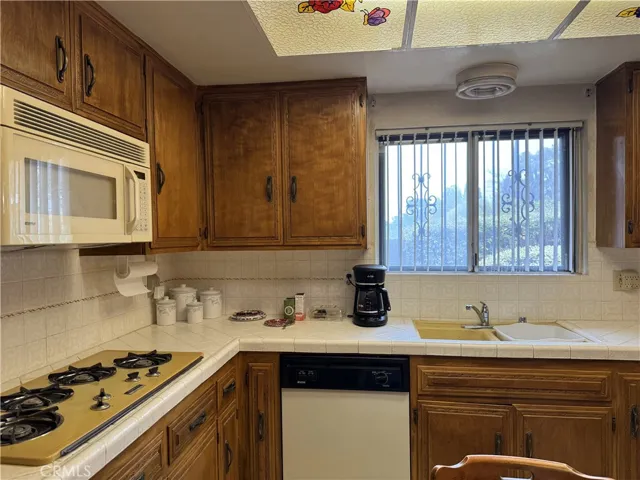 30 E Repplier Road, Banning, California 92220