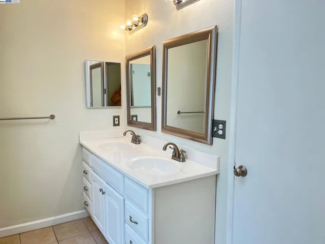 70 Shelter, Daly City, California 94014
