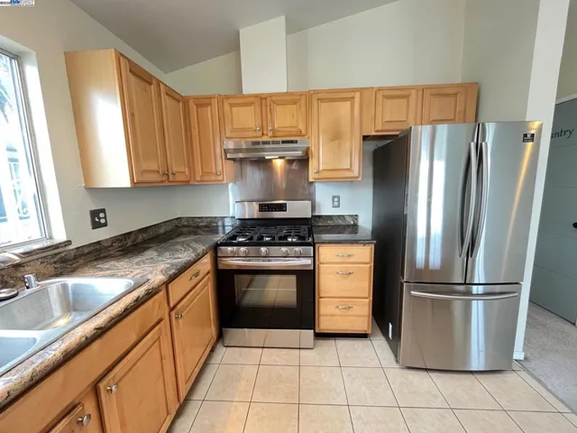 70 Shelter, Daly City, California 94014